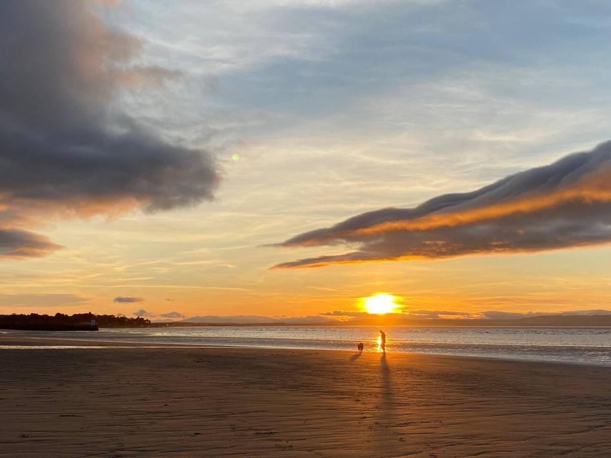 Luxury Apartment Near The Beach In Nairn Scotland Exteriör bild