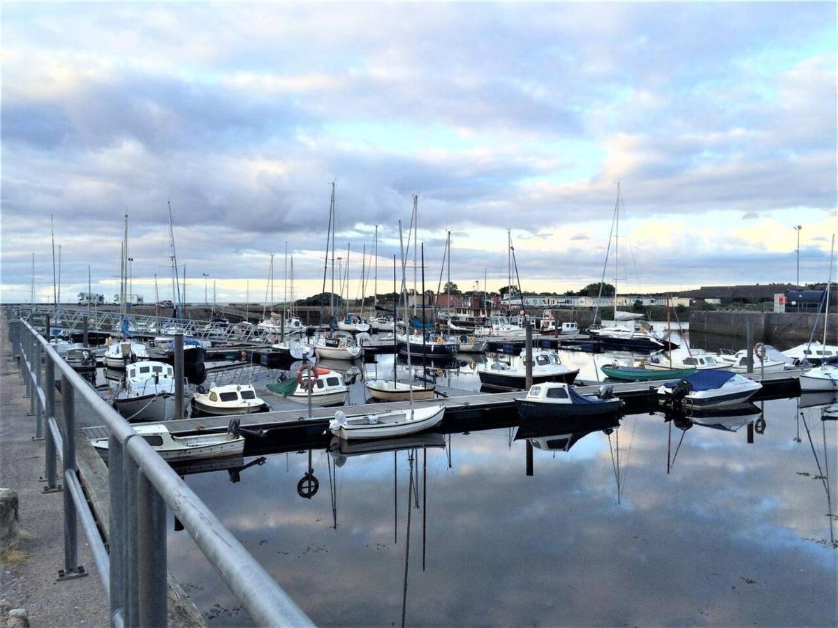 Luxury Apartment Near The Beach In Nairn Scotland Exteriör bild